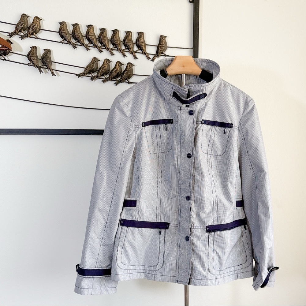 Jones New York striped lightweight windbreaker jacket navy‎ white medium travel